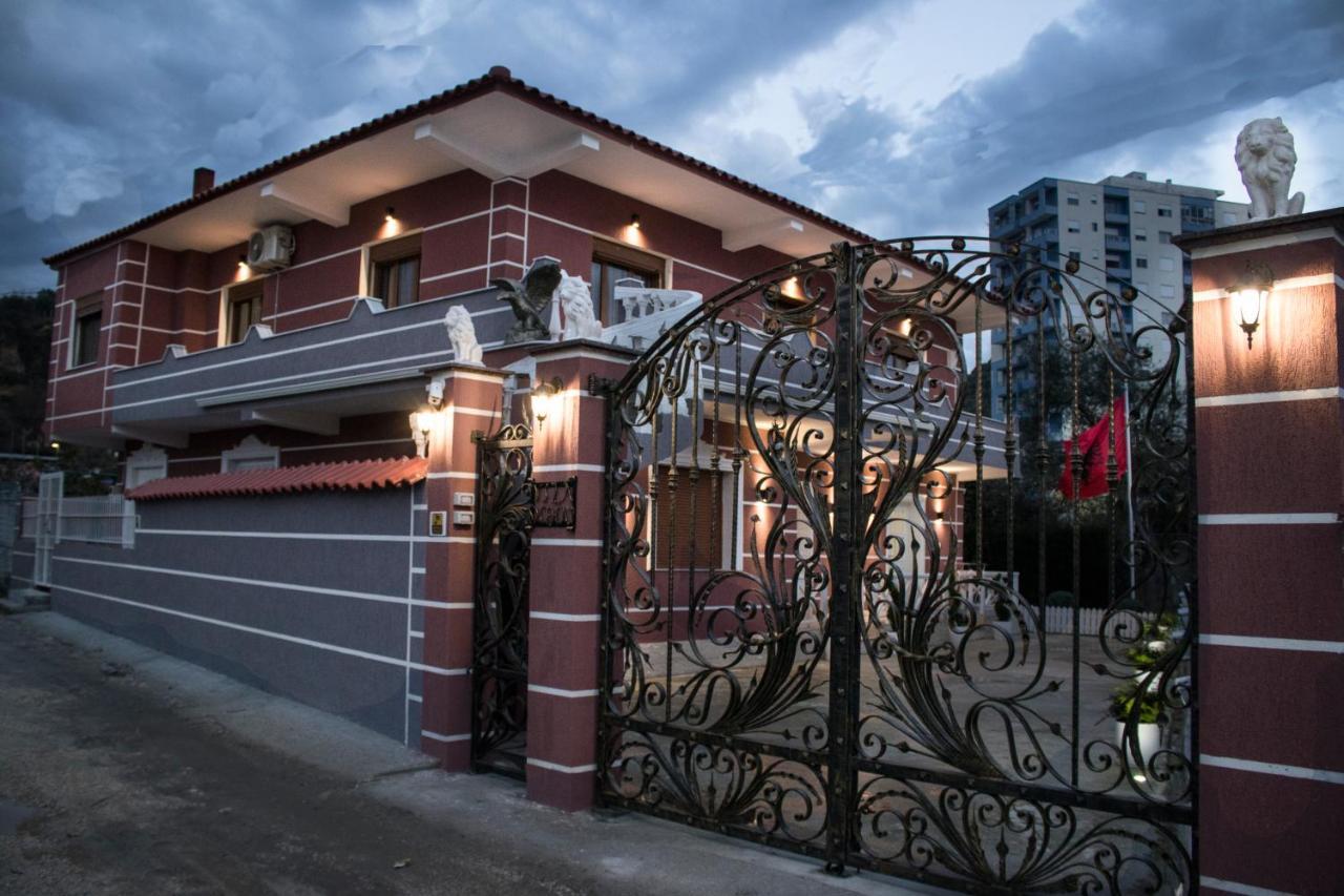 Vila Shehaj Luxury Appartement Vlorë Buitenkant foto