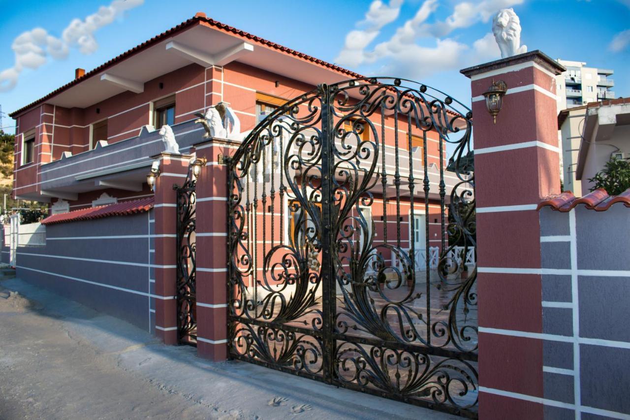 Vila Shehaj Luxury Appartement Vlorë Buitenkant foto
