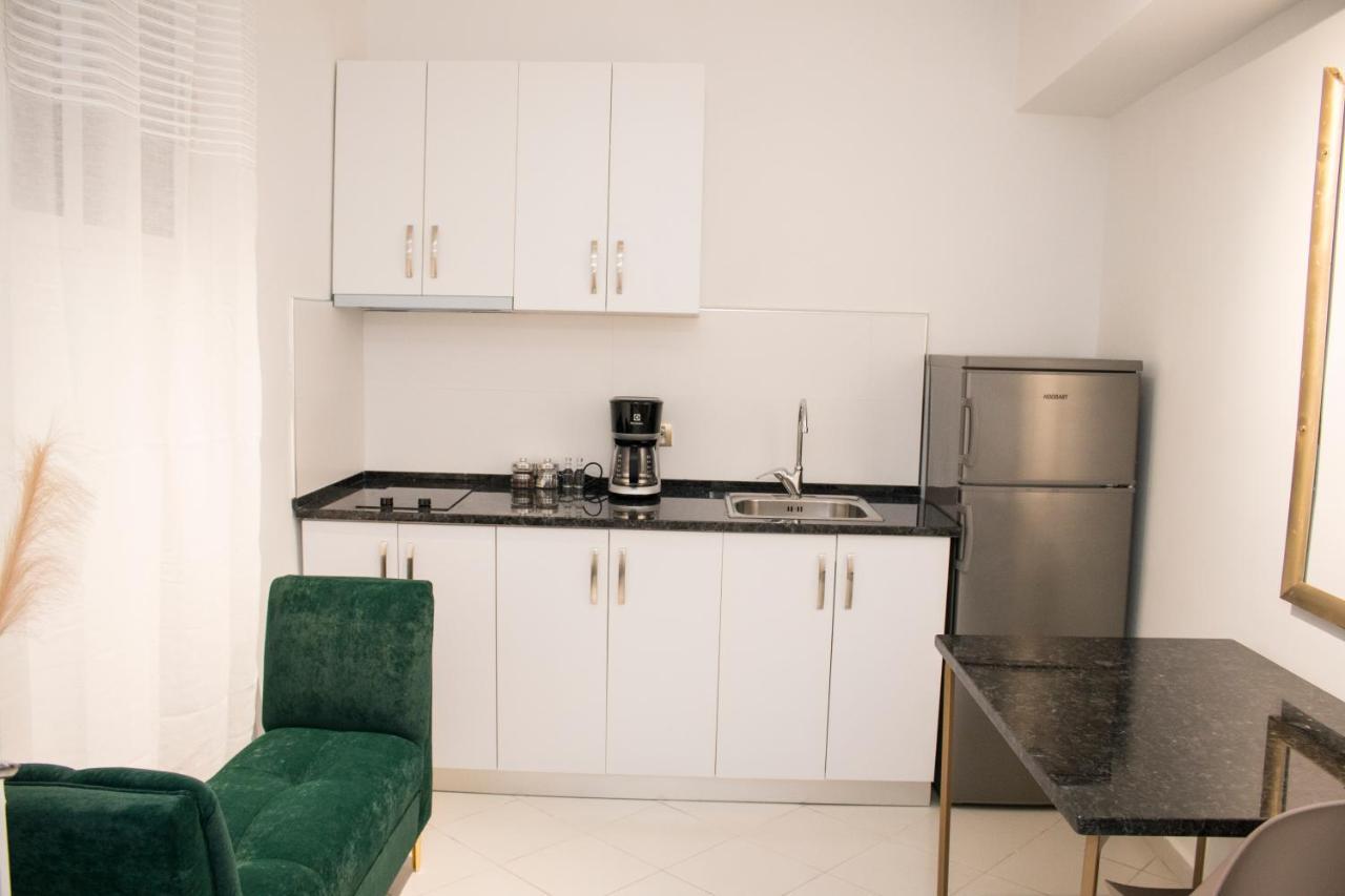 Vila Shehaj Luxury Appartement Vlorë Buitenkant foto