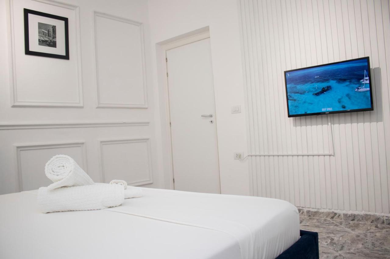 Vila Shehaj Luxury Appartement Vlorë Buitenkant foto
